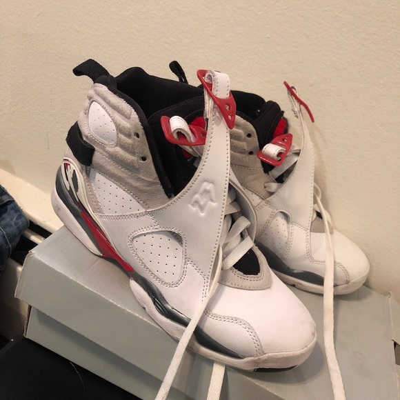 Grade school shoes! new and others slight worn - Picture 2 of 4